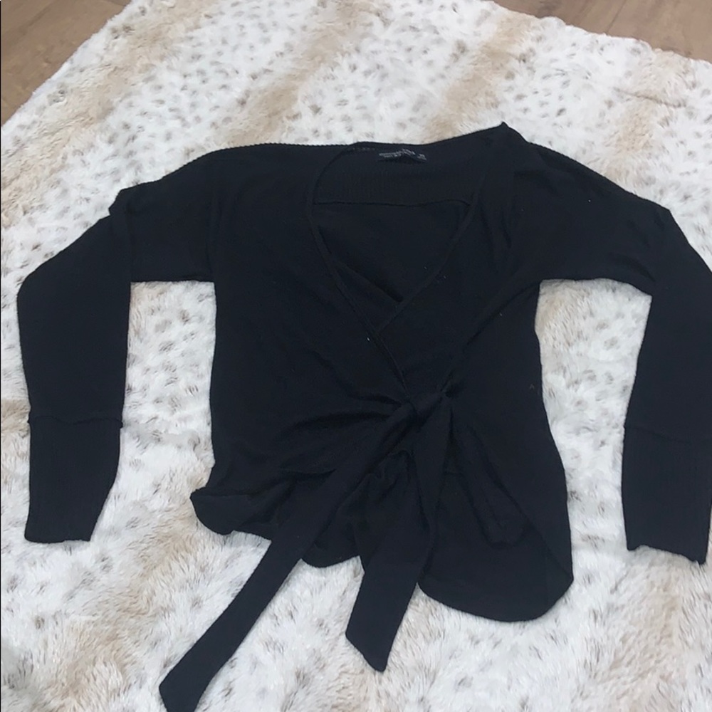Abercrombie & Fitch tie sweater